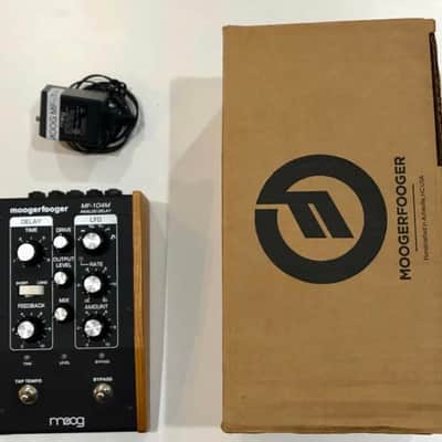 Moog MF-104M Moogerfooger Analog Delay 2012 Black image 2