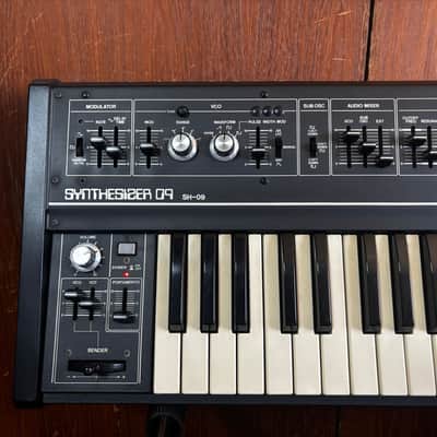 Roland SH-09 vintage analog synthesizer Roland's classic SH-series sh09 w/ bag image 2