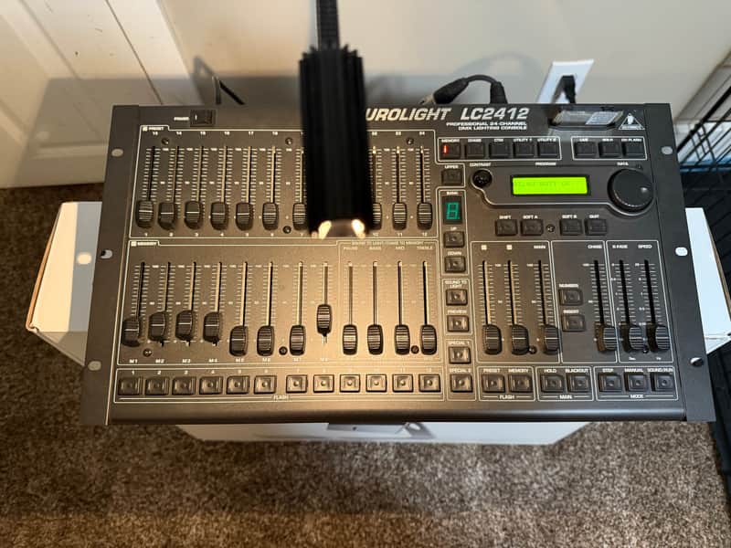Behringer Eurolight 2000 - Gray Metal image 1