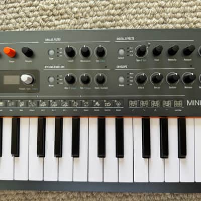 MINT Arturia MiniFreak 37-Key 6-Voice Polyphonic Hybrid Synthesizer image 6