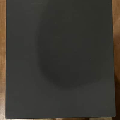Amphion two 18, amp500, baseOne25, base amp 500 and amphion cables. Offers welcome. 2018 - black. image 12