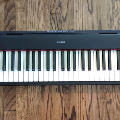 Yamaha NP-31 digital piano image 2