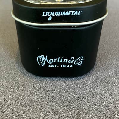 Martin APP0007 Luxe Liquidmetal Bridge Pin Set - Chrome w/ Red Inlay image 3