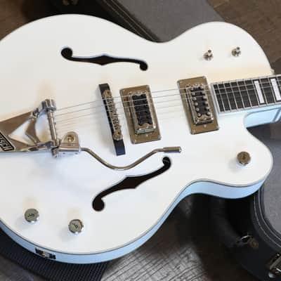 2022 Gretsch G7593T-BD Billy Duffy Signature Falcon w/ Bigsby Hollow-Body Electric Guitar White + COA OHSC image 3