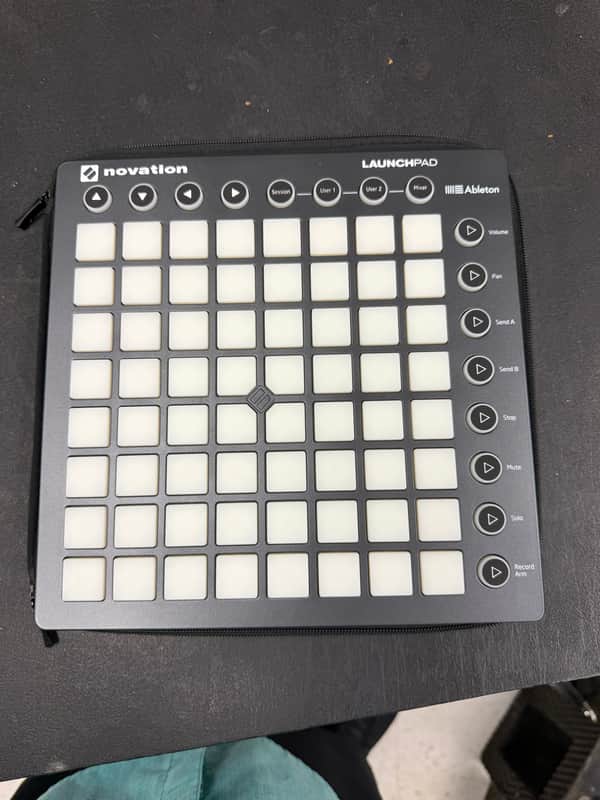 Novation Launchpad MK2 64-Pad RGB MIDI Controller with Official Carrying Case image 1
