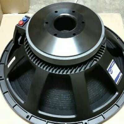 RCF L18P400 18" 2000W Sub-Woofer Professional DJ / Club Speaker image 8