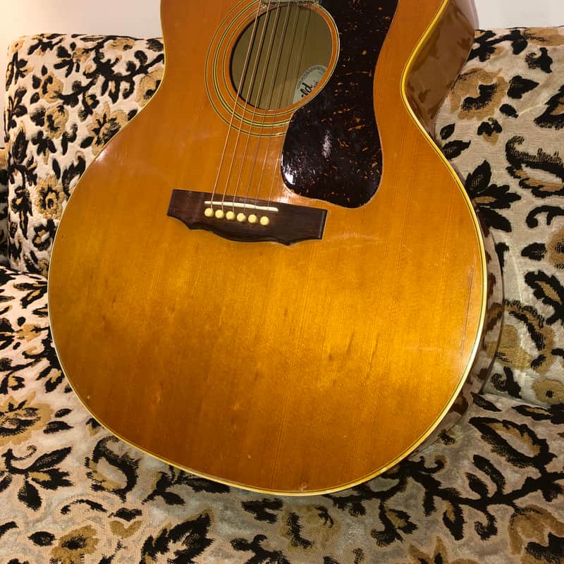1973 – 1982 Guild F-40 Natural