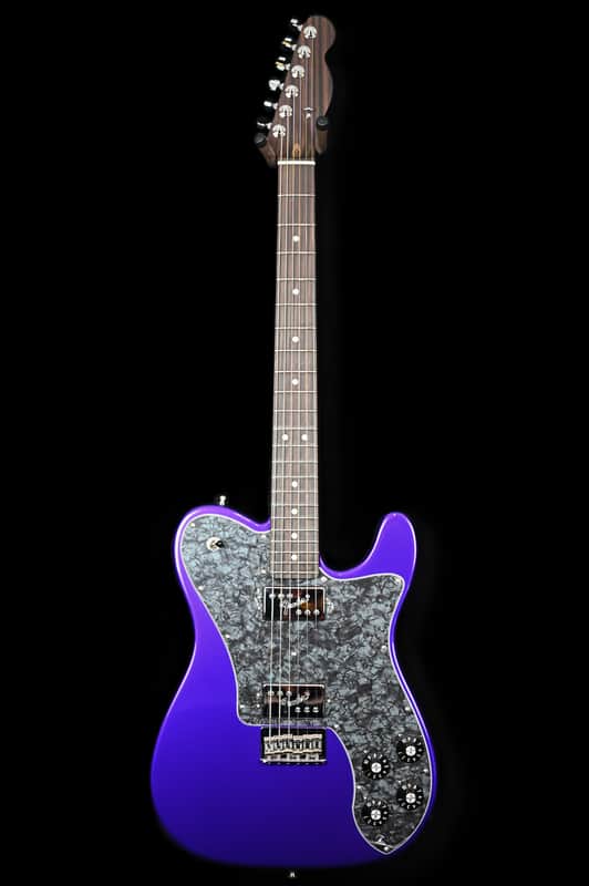 Fender MOD Shop Telecaster Custom from 2024 in Metallic Purple with original Hardcase