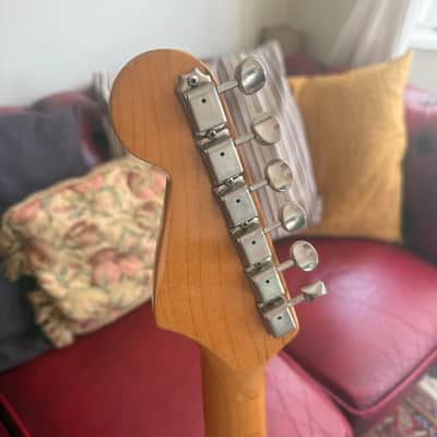 Fender American Vintage AVRI '57 Stratocaster 1995 - 2-Color Sunburst image 6