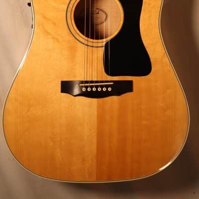 Guild USA DCE3 Dreadnought Cutaway Acoustic Electric Spruce Top Maple Back + Sides with case early 1990s image 7