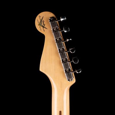 Pre Owned '24 Fender Custom Shop Limited Edition 70th Anniversary '54 Stratocaster NOS Sapphire Blue Transparent with OHSC image 13