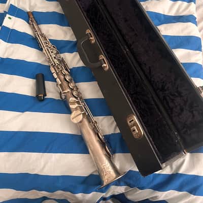 G. C. Conn New Wonder Series II 1927 Silver Immaculate silver plate . Fully serviced and regulated . Best sound image 15