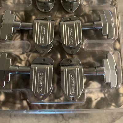 Grover Imperial 3+3 Tuning Machine, Chrome, 7960-010 image 1
