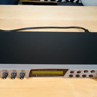 E-MU Systems Virtuoso 2000 Rackmount 128-Voice Virtual Orchestra 2000 - Silver