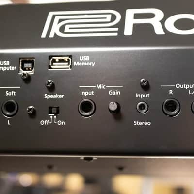 Damage Roland FP-90X Digital Piano - Black image 9