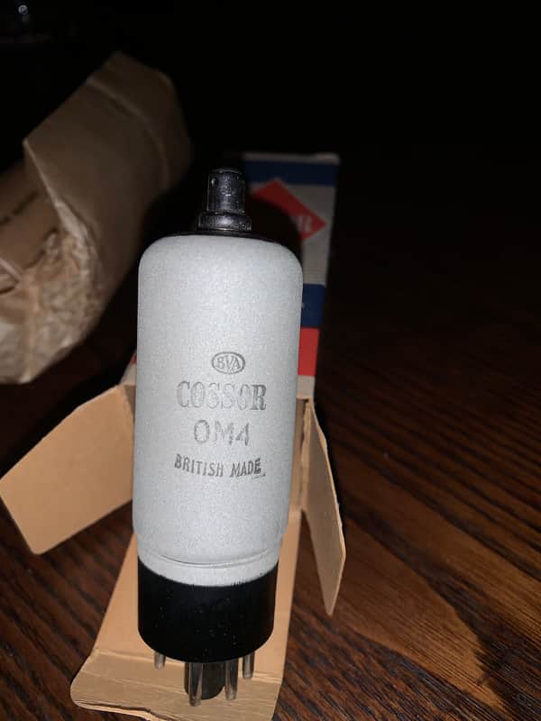 Cossor OM4 1940’s - 1950’s - Silver NOS New Valve Tubes Great Britain image 1