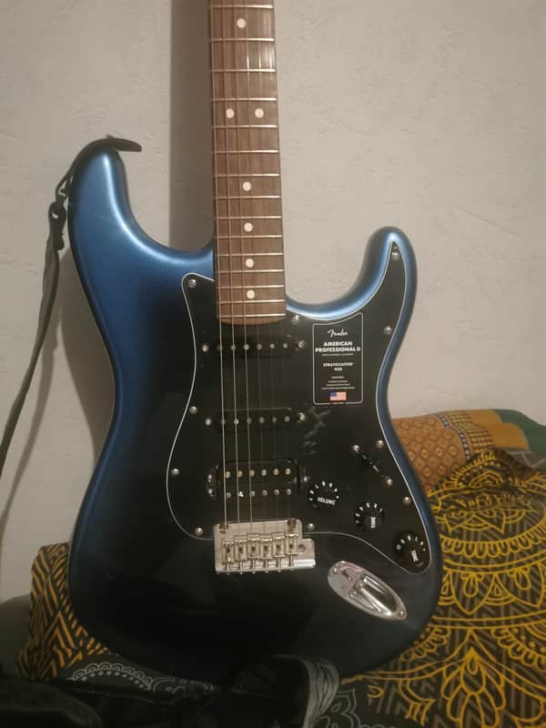 Fender Stratocaster american pro 2 2020 - Dark night image 1