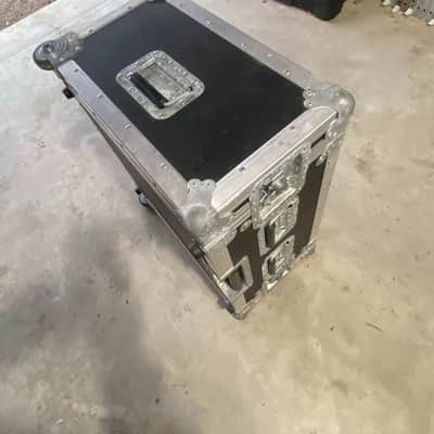 C&D Flight Cases 4 U Custom flight case with Wheels 2012 - Black image 3