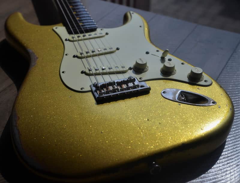 American Standard Fender Stratocaster Custom Relic Gold Sparkle image 1