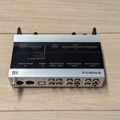 Native Instruments Audio 8 DJ image 2