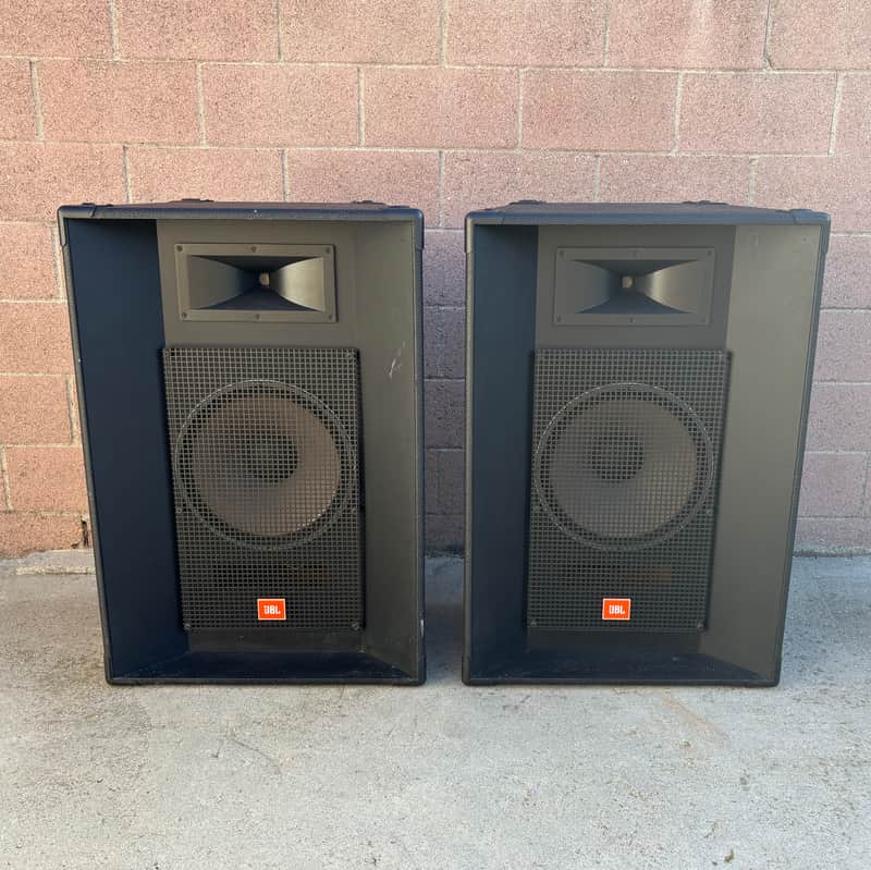 JBL MR826 Professional PA Speakers image 1