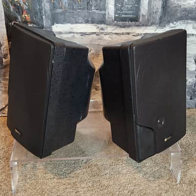 Advent Advent Marbl is a 2-way indoor/outdoor loudspeaker 90s - Black image 2