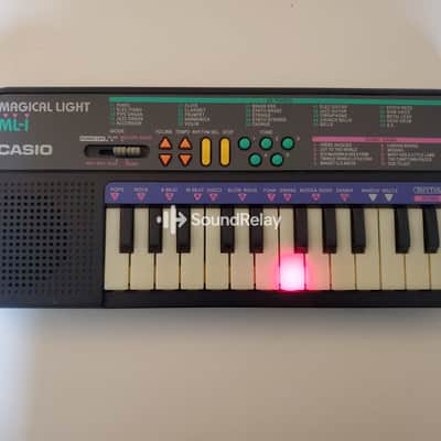 Casio ML-1 Magical Light – Mini Keyboard with Illuminated Keys – Excellent condition – Tested image 7