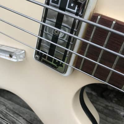 Rare 1961 Valpro National 85 4-string Bass  Res-O-Glas  w/OHSC White image 5