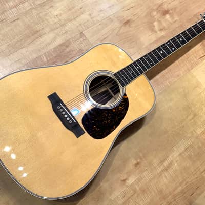 Martin Standard Series D-35 (2025 Refresh) Acoustic Guitar (SN #3002108) - Natural image 4