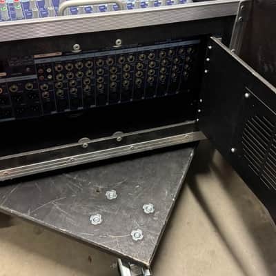 Midas Venice 160 + FLIGHTCASE 16-Channel racked in an Amptown flightcase image 11