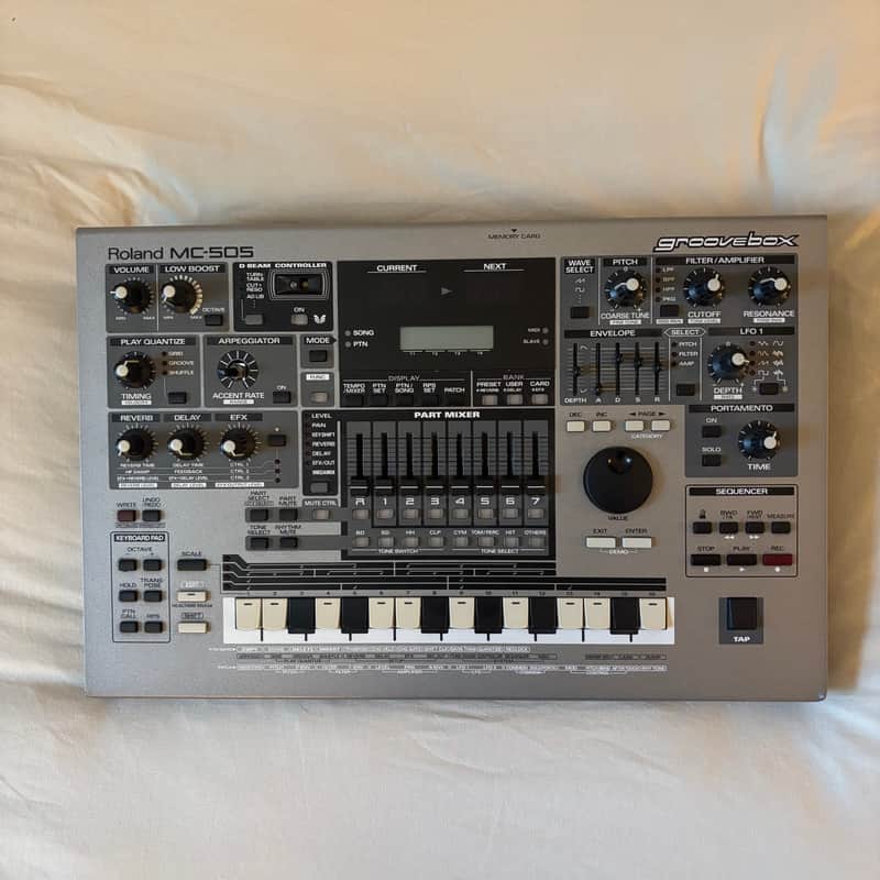 Roland MC-505 Groovebox 1998 - 2002 - Gray image 1