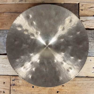 Meinl Byzance Extra Dry Medium Thin Hi-Hats - 15" image 7