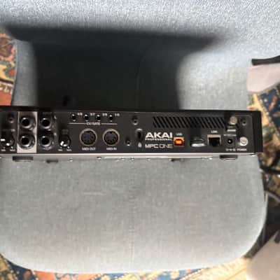 Akai MPC One Standalone MIDI Sequencer 2020 - Present - Black image 2