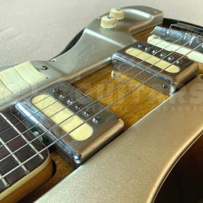 GUYATONE LG-70 RARE & EARLY MODEL w/HSC *BRILLIANT PICKUPS* image 19