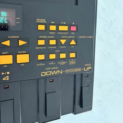 Roland GR-1 Guitar Synthesizer 1992 - 1996 - Black image 5