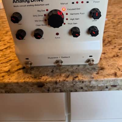 Elektron Analog Drive Multi Circuit Distortion Overdrive Midi 2010s - White image 3