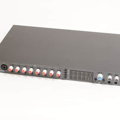 Solid State Logic SSL 18 26-in/28-out, 32-bit/192 kHz USB-C audio interface image 2
