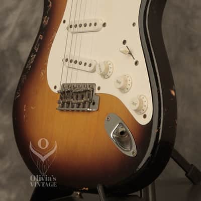 original 1957 Fender Stratocaster Sunburst w/orig. tweed case image 5