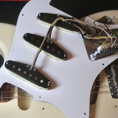 Fender Stratocaster ST-62, Crafted in Japan 2006-2008 - Vintage White image 10
