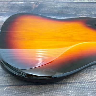 Fender Japan JB62-US Jazz Bass Alder Body 3TS Sunburst/USA Pickups image 15