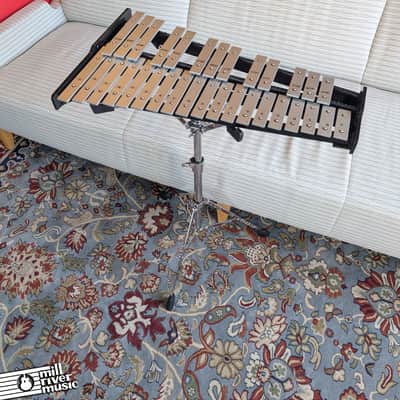 Yamaha Student Concert Bell Set with Stand, Practice Pad and Carry Case *Very Good Condition* image 2