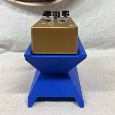 Mojo Hand FX Sacred Cow Overdrive Pedal with Box image 3