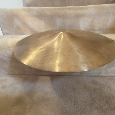 Zildjian Vintage avedis 18-in crash or light ride 1960s/early 70s excellent! image 4