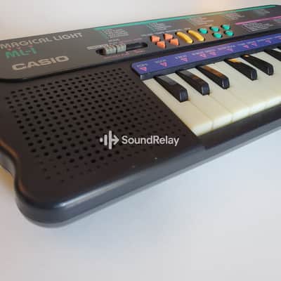 Casio ML-1 Magical Light – Mini Keyboard with Illuminated Keys – Excellent condition – Tested image 8