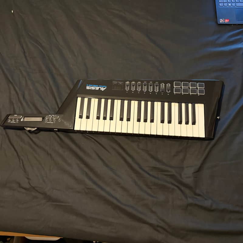 Alesis Vortex 2 Wireless Keytar USB/MIDI Controller 2010s - Black image 1