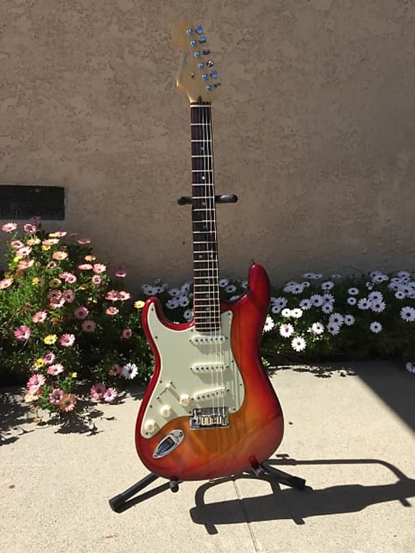 Fender American Deluxe Stratocaster Left-Handed 2000 - 2003 image 1