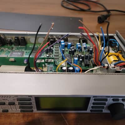 TC Electronic Gold Channel Dual Mic Preamp Channel Strip For Parts Repair Non-Working image 2