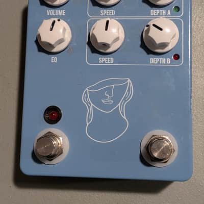 JHS Artificial Blonde Madison Cunningham Signature Vibrato 2022 - Present - Blue image 1