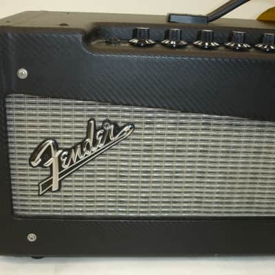 2011 Fender Mustang V 150-Watt Modeling Guitar Amp Head image 5