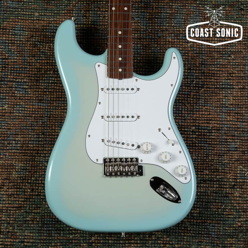 2025 Fender Traditional 60s Stratocaster Limited Stardust Blue Made in Japan MIJ image 1